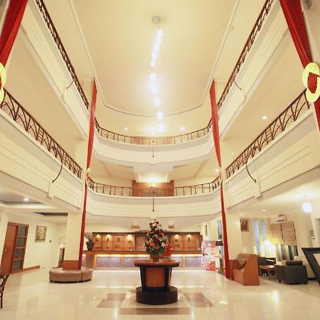 Hotel Horison Plaza Tegal Zewnętrze zdjęcie