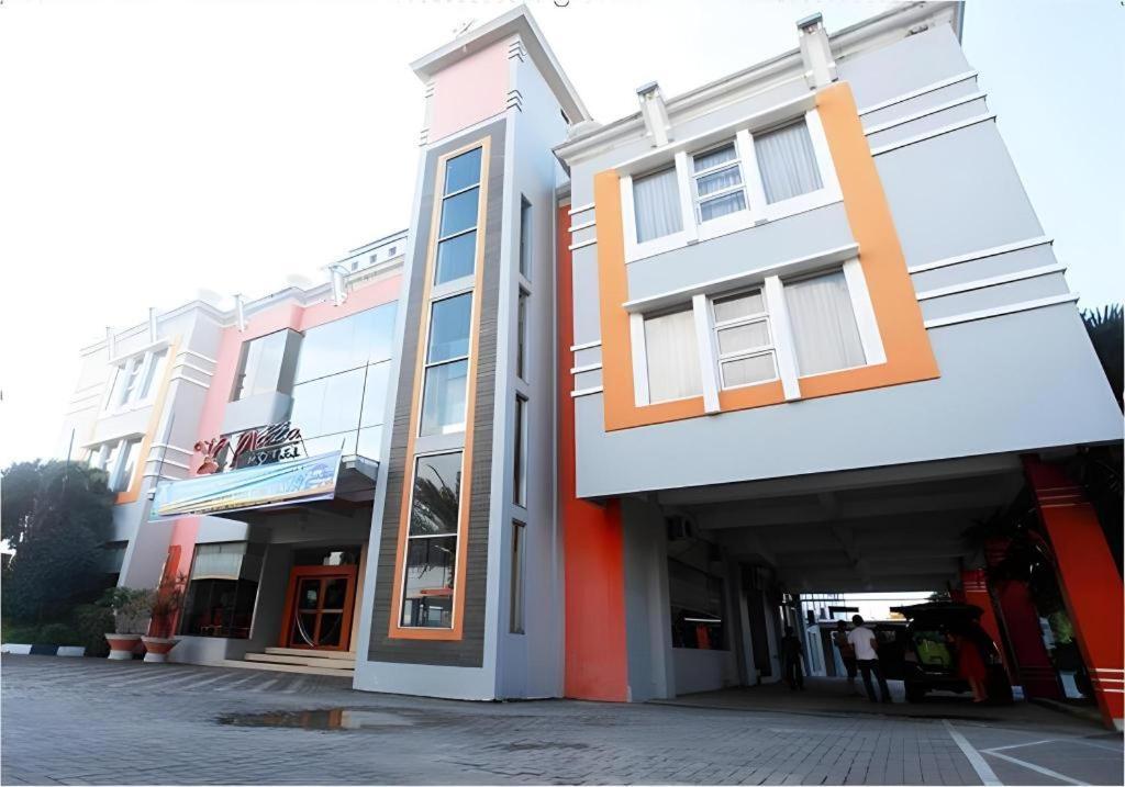 Hotel Horison Plaza Tegal Zewnętrze zdjęcie