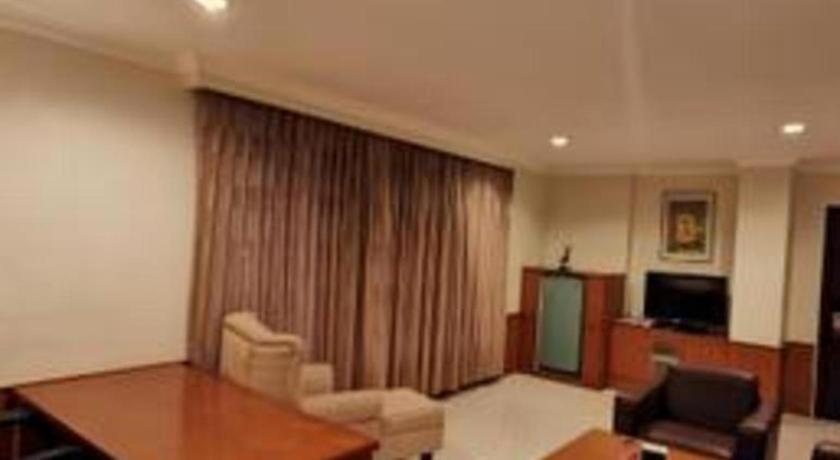 Hotel Horison Plaza Tegal Zewnętrze zdjęcie