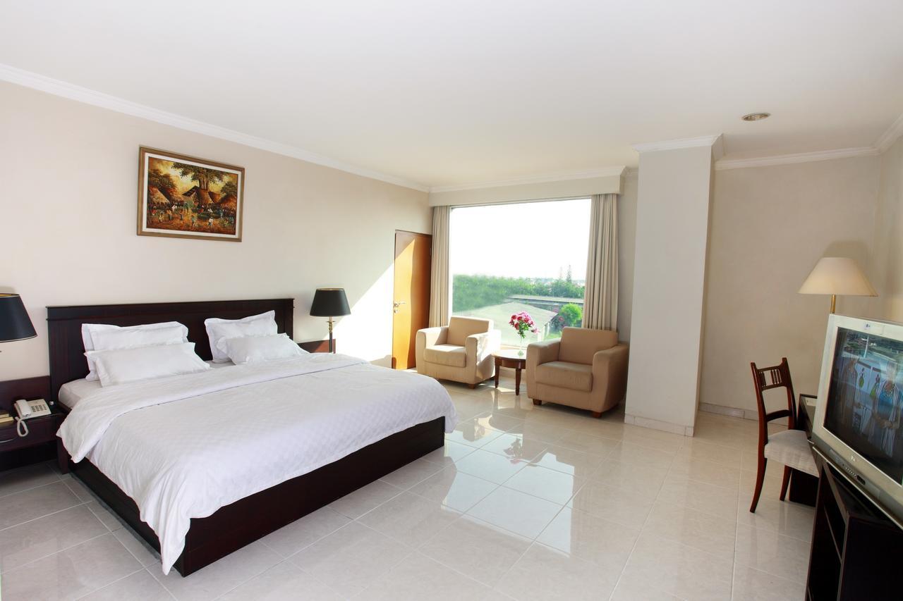 Hotel Horison Plaza Tegal Zewnętrze zdjęcie